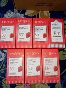 Dot & Key Strawberry Dew Tinted Sunscreen