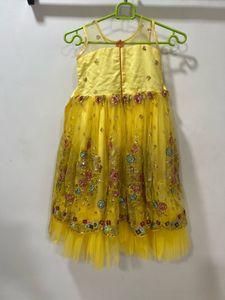 Beautiful Yellow Embellished Party Dress age 6 yrs