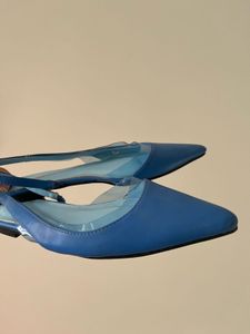 Stylish Blue Slingback Flats