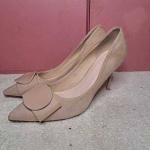 Ladies Beige Pointed Heels
