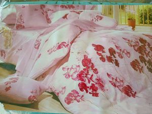 Bedsheet With Two Pillows