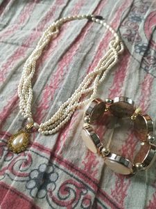 Elegant Pearl Necklace &amp; Earrings Set