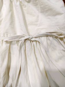White mini bubble skirt .