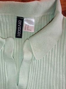 H&M Sea Green Ribbed Collared Crop Top
