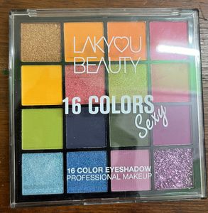 16 colours eyeshadow pallete