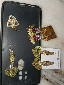 all 23 in 1200rs of Fashion Earrings
