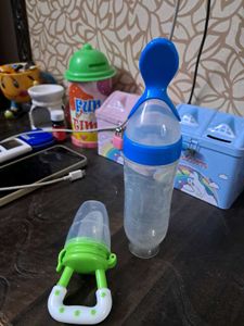 Baby Food Feeder &amp; Spoon Set