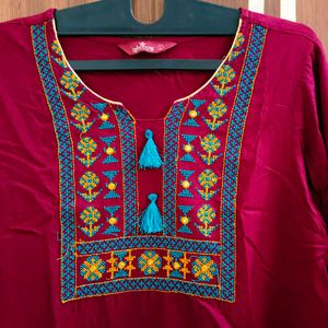 🛍️ Burgundy Tunic Top ⭐⭐⭐⭐⭐