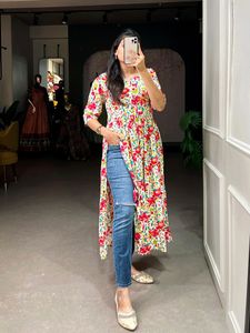 Beautiful Nayra Cut Rayon Cotton Kurti
