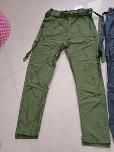 Stylish Women's Dark Green Paperbag Waist Pants