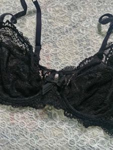 Elegant Black Lace Bra