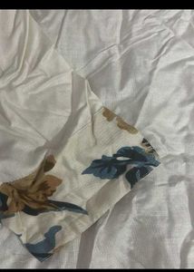 Elegant White Kurta Set with Floral Accents