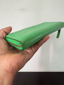 Kate spade zip around wallet