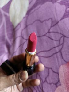 Pink Shade Lipstick