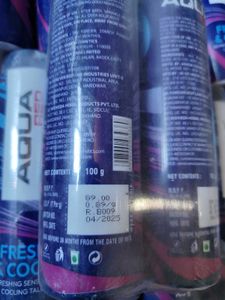 Pack of 4 Aqua Red Fresh &amp; Cool Talcum Powder