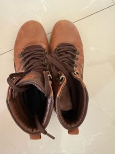 WoMen's Brown Leather Lace-Up Boots