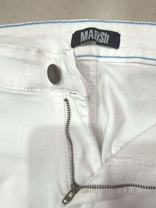 White High-Waisted Skinny Jeans