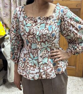 Floral Print Square Neck Top