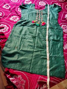 Elegant Emerald Green Kurti