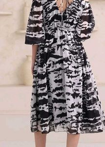Elegant Black &amp; White Dress