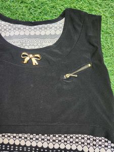 Stylish Black &amp; White Printed Kurta