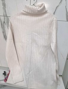 Elegant Cream Turtleneck Sweater