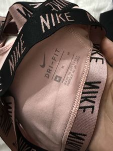 Nike padded M size Sportsbra