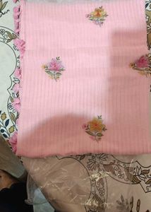 🌸 Baby Pink Floral Embroidered Saree