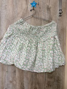 Chic Floral Smocked Mini Skirt