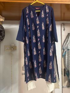 “Is*itva” Navy Blue Printed Kurta Set