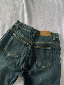 high waist jeans26-28 stretchy