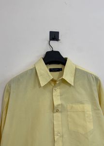 Nautica Men's Light Yellow Button-Up Shirt