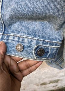 Vintage GAP Denim Jacket - Classic Style