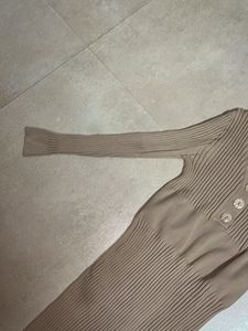 Ribbed Knit Midi Dress