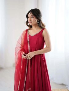 Elegant Red Kurta Set with Dupatta