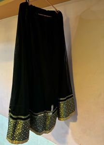 Elegant Black &amp; Gold Embroidered Saree