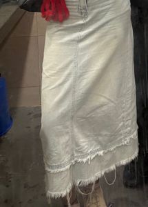 Frayed Hem Denim Skirt