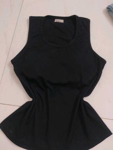 Sleek Black padded Sleeveless Tank Top
