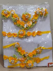 Yellow Floral Jewellery Set