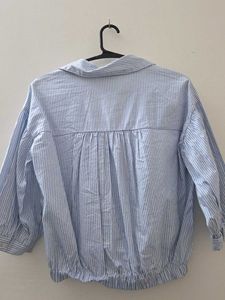 size xs dnmx Blue Striped Button-Up Shirt