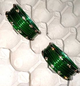 Elegant Green Bangles Set