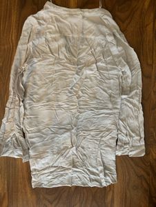 H&amp;M Light Grey Button Up Top