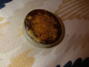 Kasturi No. 1 Perfume Tin