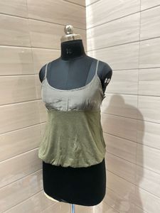 GAP Stylish Two-Tone Camisole Top
