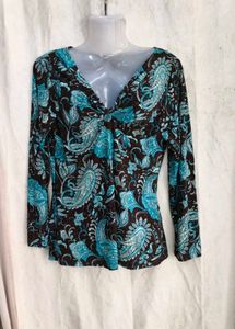 121810. Boho Paisley Print V-Neck Top