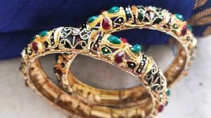 1gm Gold Jadau Kundan Set of 2