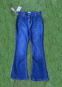 💙 Bootcut Jeans 💙