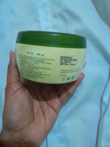 Himalaya Olive Nourishing Cream