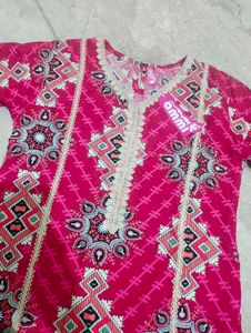 Pakistani Elegant Pink Kurta Set with Dupatta