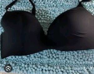 Comfortable Black Push-Up Bra